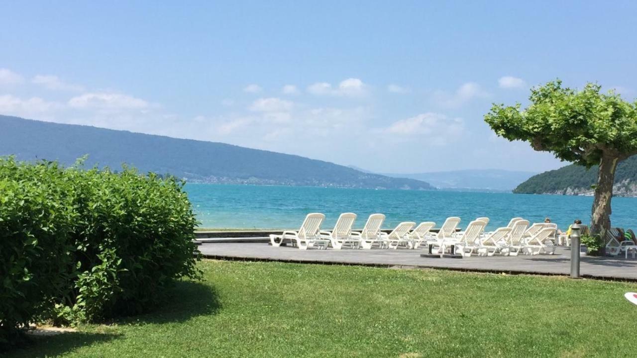 La Baie Des Voiles 3 Chambres 4 A 6 Personnes Au Bord Du Lac Plage Privee Duingt Luaran gambar
